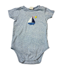 Load image into Gallery viewer, Boys Seed, blue bodysuit, applique boat, FUC, size 00,