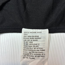 Load image into Gallery viewer, Unisex Uniqlo, HEATTECH black t-shirt, GUC, size 2,