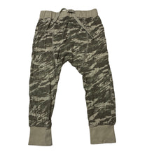Load image into Gallery viewer, Boys Indie, camo print leggings / bottoms, elasticated, FUC, size 2,