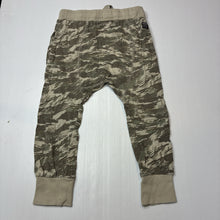 Load image into Gallery viewer, Boys Indie, camo print leggings / bottoms, elasticated, FUC, size 2,