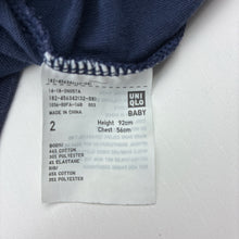 Load image into Gallery viewer, Boys Uniqlo, navy soft feel t-shirt, iguana, GUC, size 2,