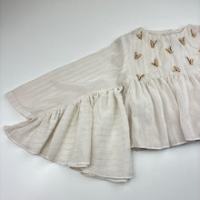 Load image into Gallery viewer, Girls Mini Minors Boutique, lined lightweight, beaded top, bell sleeves, GUC, size 3-4,