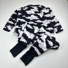 Load image into Gallery viewer, Unisex Bonds, padded zip Wondersuit / zippy / romper, GUC, size 3,