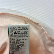 Load image into Gallery viewer, Girls M&amp;S, lined tulle and sequined skirt elasticated, EUC, size 4-5,