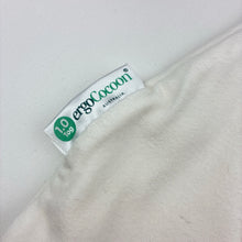 Load image into Gallery viewer, Unisex ergoPouch, ergoCocoon 1.0 TOG organic cotton blend swaddle sleeping bag, small marks on back, FUC, size 000,
