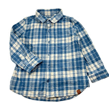 Load image into Gallery viewer, Boys Country Road, thick flannel cotton long sleeve shirt, light mark on front, FUC, size 3,