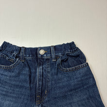 Load image into Gallery viewer, Girls Uniqlo, blue denim jean shorts adjustable, GUC, size 5-6,