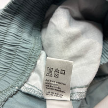 Load image into Gallery viewer, Boys YIGGA, cotton cargo shorts elasticated, EUC, size 14,