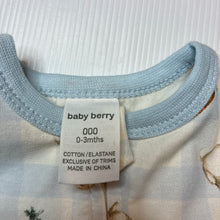 Load image into Gallery viewer, Unisex Baby Berry, stretchy zip romper, rabbits, EUC, size 000,