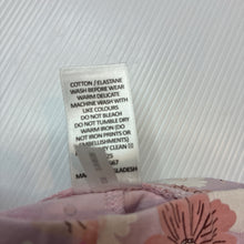 Load image into Gallery viewer, Girls Target, australian cotton blend bike shorts, unicorns, EUC, size 1,