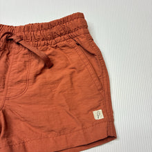 Load image into Gallery viewer, Boys Target, lightweight board shorts elasticated, EUC, size 1,