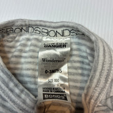 Load image into Gallery viewer, Unisex Bonds, stretchy zip Wondersuit/ zippy/ romper, GUC, size 000,