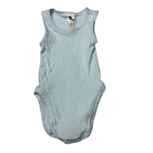 Load image into Gallery viewer, Unisex Dymples, ribbed organic cotton singlet suit romper, EUC, size 000,