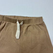 Load image into Gallery viewer, Unisex Target, organic cotton blend shorts elasticated, EUC, size 0,