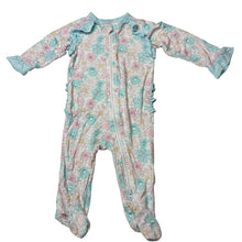 Load image into Gallery viewer, Girls Milk Berry, soft feel stretchy bamboo blend zip coverall, EUC, size 000,
