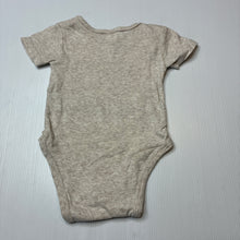 Load image into Gallery viewer, Unisex Dymples, soft cotton bodysuit/ romper, EUC, size 00,