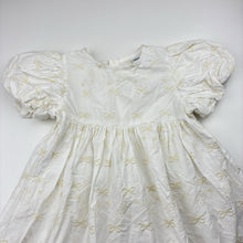 Load image into Gallery viewer, Girls Baby Berry, embroidered cotton dress, EUC, size 0, L: 36cm
