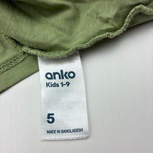 Load image into Gallery viewer, Boys Anko, cotton t-shirt, dinosaurs, EUC, size 5,