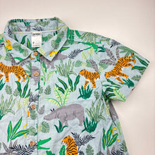 Load image into Gallery viewer, Boys Anko, cotton short sleeve shirt, jungle animals, EUC, size 7,