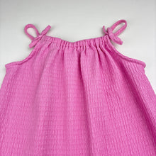 Load image into Gallery viewer, Girls Mango, stretchy crinkle summer dress, GUC, size 3, L: 52cm