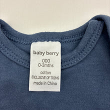 Load image into Gallery viewer, Unisex Baby Berry, soft cotton bodysuit / romper, GUC, size 000,