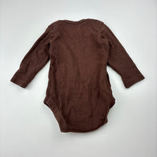 Load image into Gallery viewer, Unisex Baby Berry, cotton bodysuit / romper, EUC, size 00,