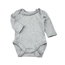 Load image into Gallery viewer, Unisex Baby Berry, grey marle cotton bodysuit / romper, GUC, size 000,