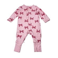 Load image into Gallery viewer, Girls Dymples, ribbed stretchy zip romper, EUC, size 000,