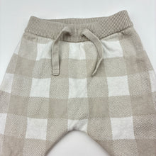 Load image into Gallery viewer, Unisex Dymples, knitted cotton leggings / bottoms, elasticated, GUC, size 000,