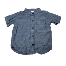 Load image into Gallery viewer, Boys Tiny Little Wonders, lightweight cotton short sleeve shirt, EUC, size 0,