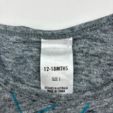 Load image into Gallery viewer, Unisex Bonds, lightweight cotton t-shirt / top, GUC, size 1,