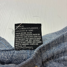 Load image into Gallery viewer, Boys Tilt, blue linen / viscose shorts, elasticated, FUC, size 8,