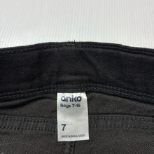 Load image into Gallery viewer, Boys Anko, black stretch denim shorts, adjustable, EUC, size 7,