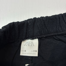 Load image into Gallery viewer, Girls Zara, black shorts / skort, elasticated, GUC, size 6,