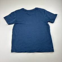 Load image into Gallery viewer, Boys Favourites, navy cotton t-shirt, EUC, size 4,