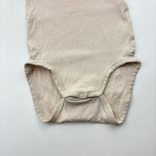 Load image into Gallery viewer, Unisex H&amp;M, organic cotton bodysuit / romper, GUC, size 1,