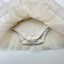 Load image into Gallery viewer, Girls Target, ribbed stretchy tutu romper dress, EUC, size 000, L: 34cm