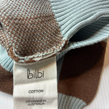 Load image into Gallery viewer, Unisex Bilbi, knitted cotton sweater / jumper, EUC, size 000,