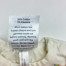 Load image into Gallery viewer, Girls 4 Baby, stretch cotton romper, rainbows, EUC, size 0000,