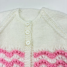 Load image into Gallery viewer, Girls handmade, knitted cardigan, armpit to armpit: 26cm, EUC, size 00-0,