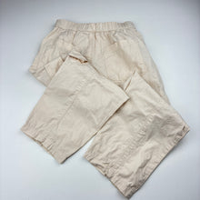 Load image into Gallery viewer, Girls Target, lightweight cotton cargo pants, elasticated, mark front right leg, FUC, size 5,