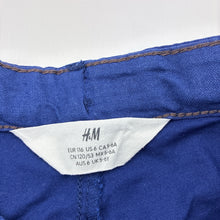 Load image into Gallery viewer, Boys H&amp;M, blue cotton chino shorts, adjustable, EUC, size 6,