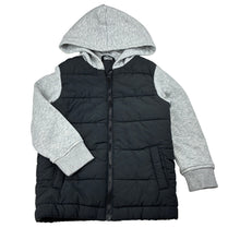 Load image into Gallery viewer, Boys black &amp; grey, zip up hooded jacket, no labels, armpit to armpit: 32cm, shoulder to cuff: 35cm, GUC, size 4,