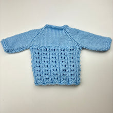 Load image into Gallery viewer, Girls handmade, knitted cardigan, EUC, size 0000,