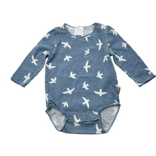 Load image into Gallery viewer, Unisex Bonds, long sleeve bodysuit / romper, birds, FUC, size 0000,