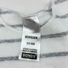 Load image into Gallery viewer, Unisex Bonds, ribbed long sleeve bodysuit / romper, GUC, size 0000,