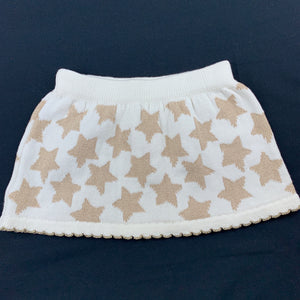 Girls TJX, soft feel thick knitted skirt, stars, EUC, size 1-2