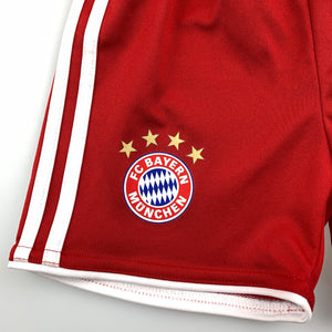 Boys Adidas, red Bayern Munchen football shorts, EUC, size 00