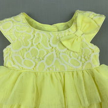 Load image into Gallery viewer, Girls Jona Michelle, gorgeous lemon tulle party / formal dress, EUC, size 6 months