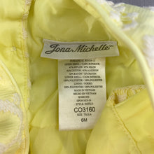 Load image into Gallery viewer, Girls Jona Michelle, gorgeous lemon tulle party / formal dress, EUC, size 6 months